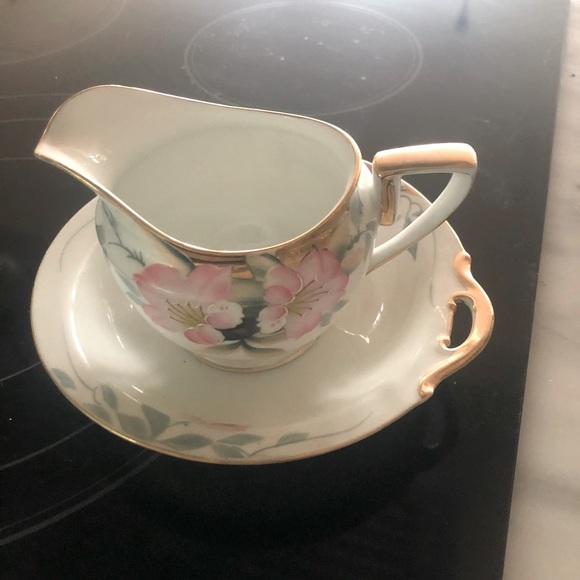 Noritake hand painted creamer and plate - Picture 2 of 11